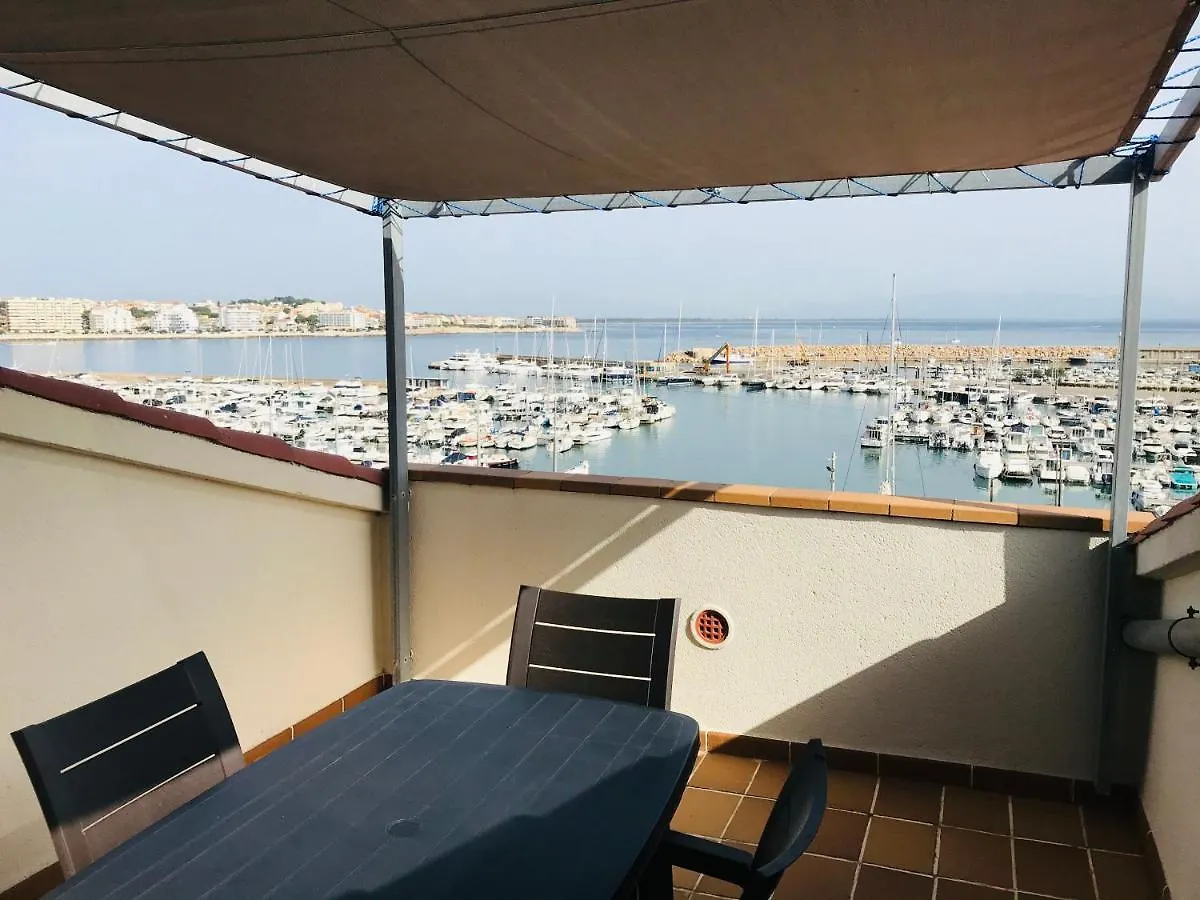 Apartaments Club Nautic Terral L'Escala