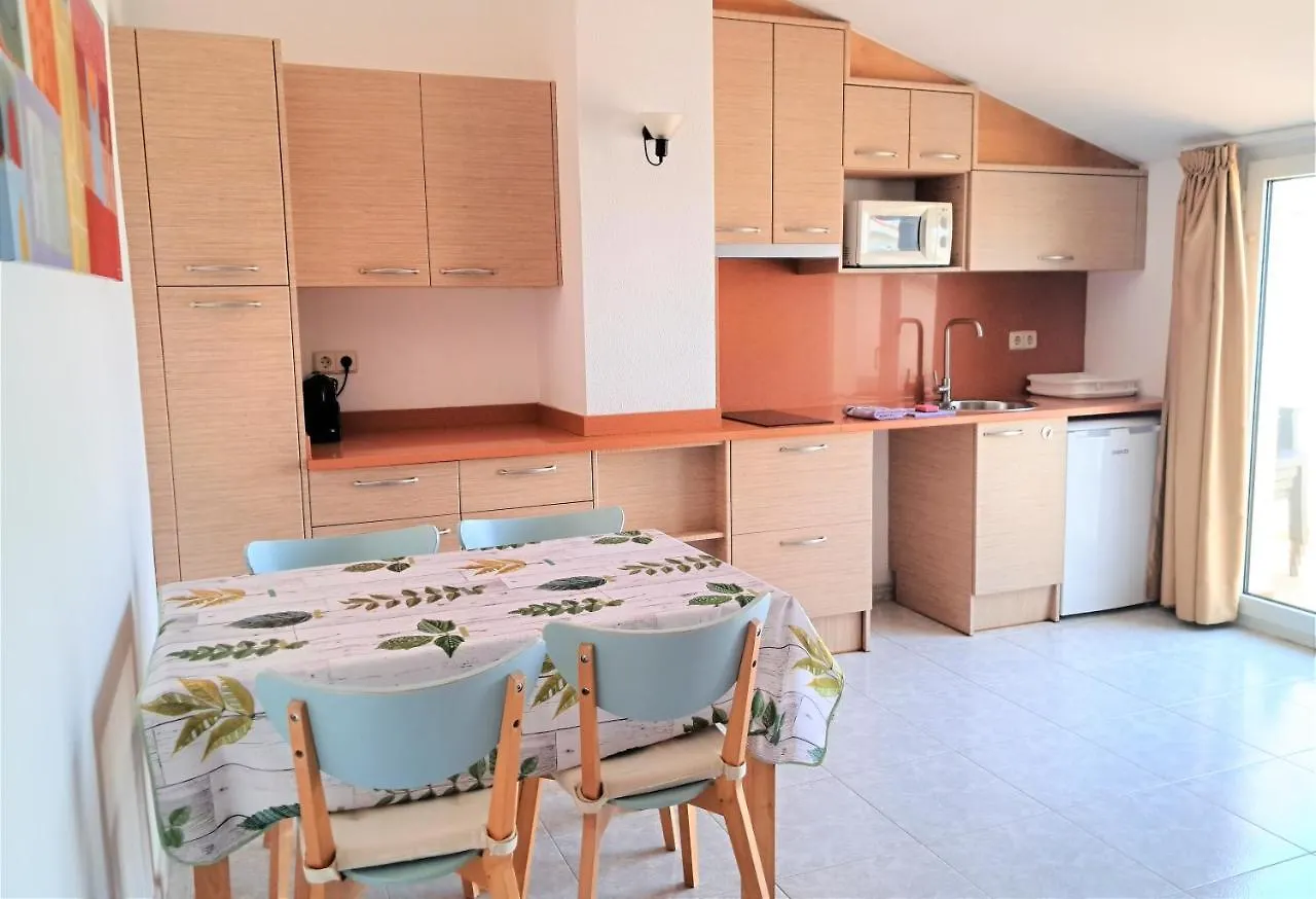 Apartaments Club Nautic Terral L'Escala Apartment